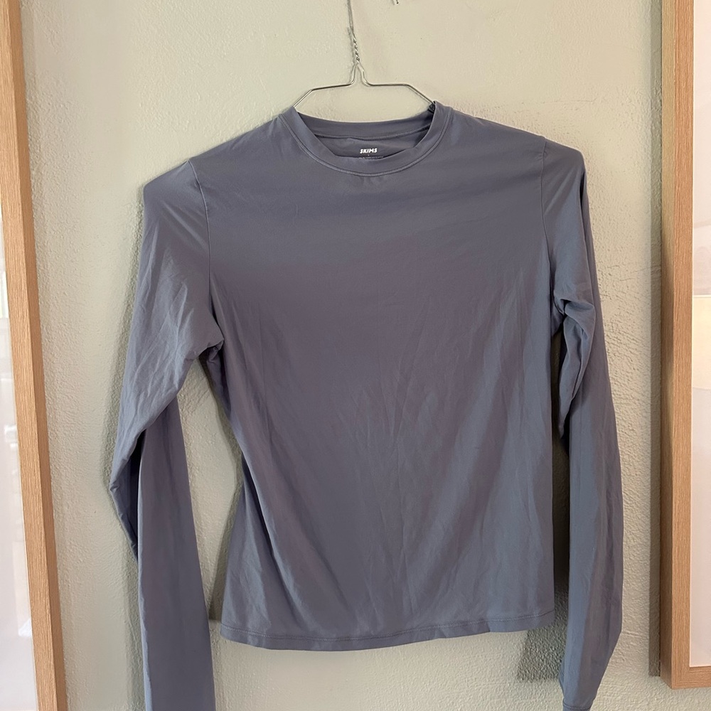 SKIMS Long Sleeve Tee